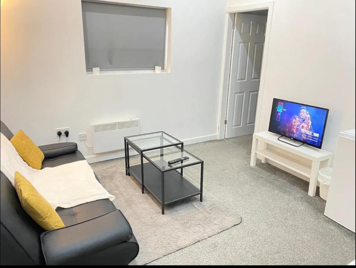 Apartment In Bham City Centre, Free Parking Sleeps 3 Birmingham Exteriör bild