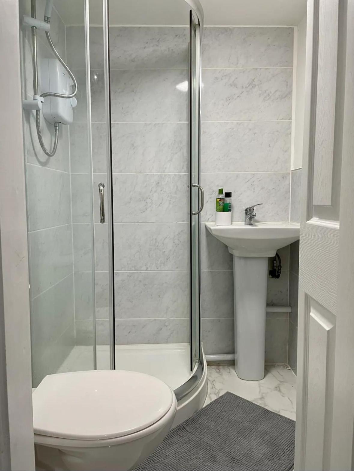 Apartment In Bham City Centre, Free Parking Sleeps 3 Birmingham Exteriör bild
