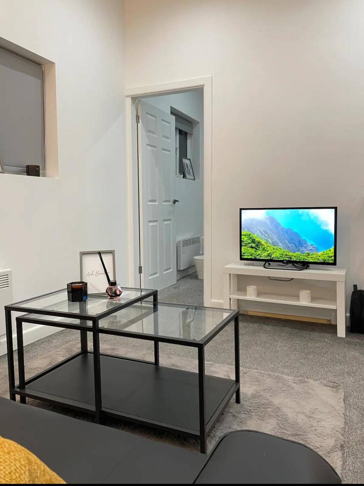 Apartment In Bham City Centre, Free Parking Sleeps 3 Birmingham Exteriör bild